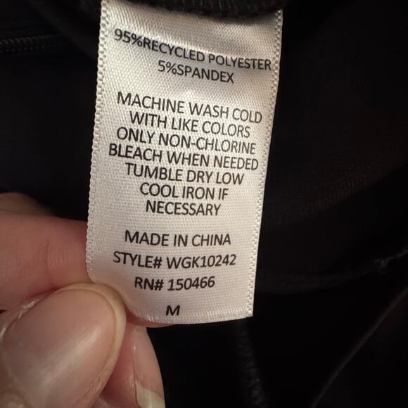 41 Hawthorn Sleeveless Jumpsuit Medium NWOT Black V-Neck Draped Front - Picture 8 of 8